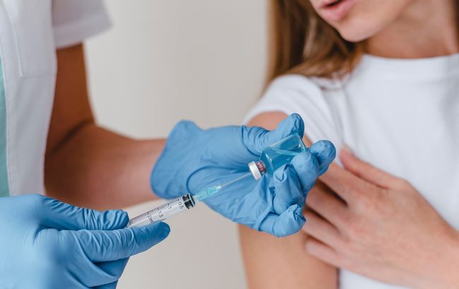 Вакцинація дорослих: які щеплення необхідно робити